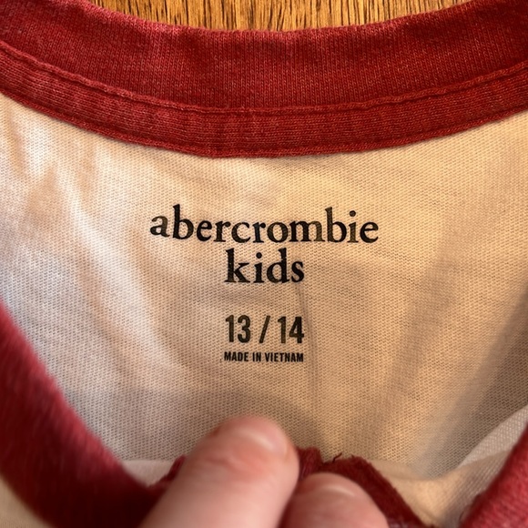 Abercrombie kids baseball tee - Picture 3 of 5